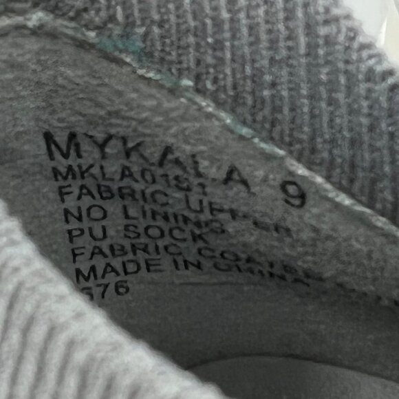 Steve Madden Gray Mykala Knit Slip-On Sneakers | Size 9 - Picture 2 of 9